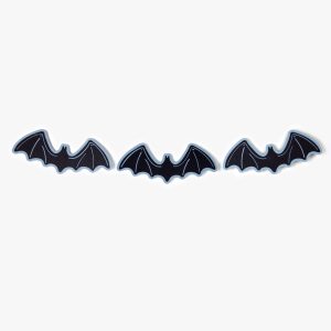 BAT GARLAND