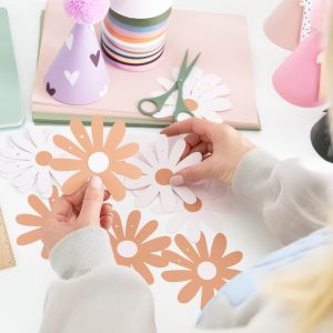 Spring Daisy Party Garland Flower Theme Easter Decor